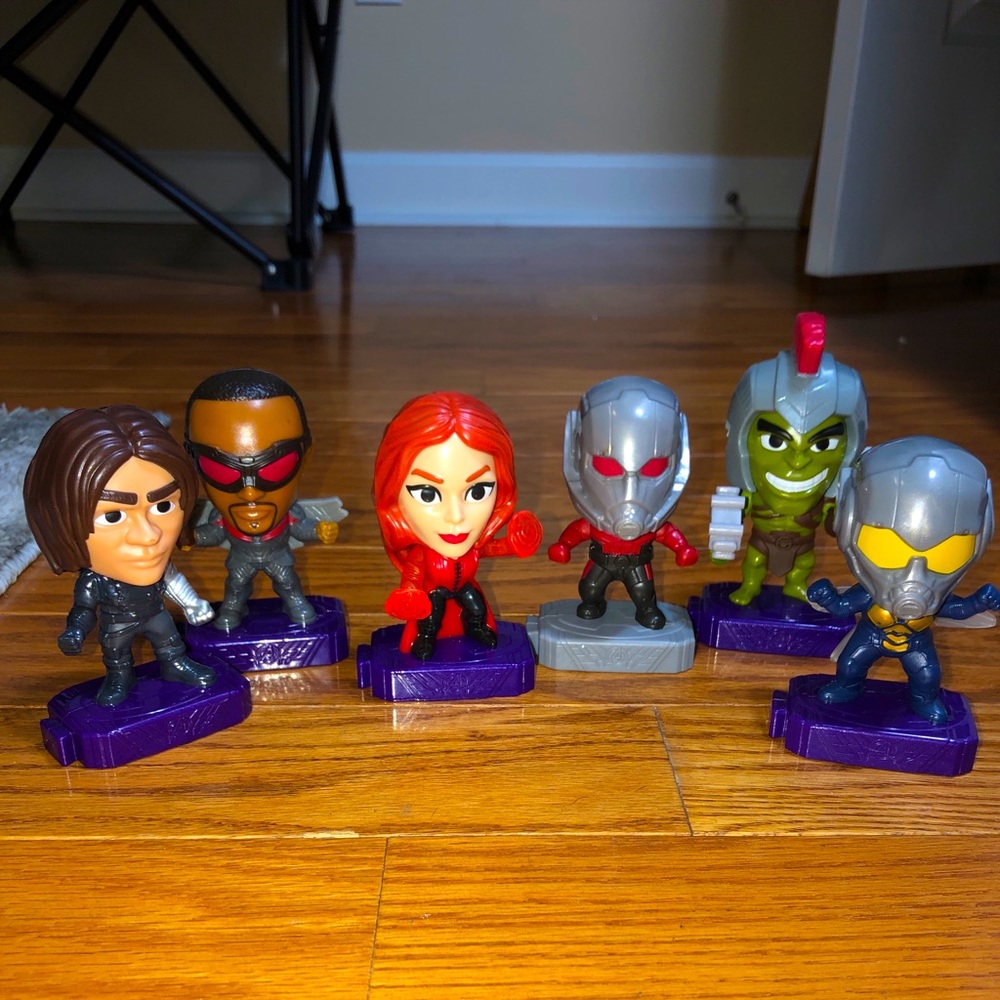 Mcds Avengers Figurines 4" Mobile Minis Set of 6 Hulk,Falcon,soldier,ant,funko..